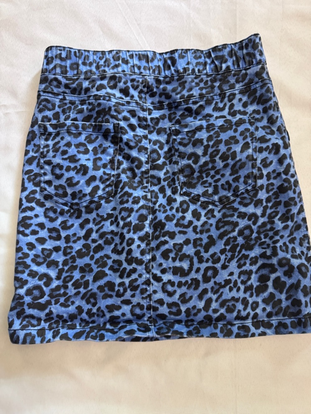 Boston Proper Blue Leopard Print Pull-On Denim Skirt With Undershorts Skort EUC - Picture 3 of 6